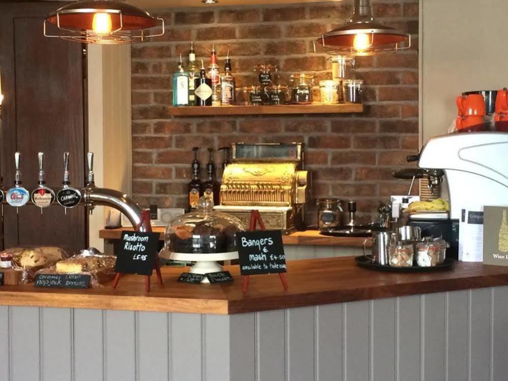 The Embassy Hotel Kingston upon Hull Extérieur photo