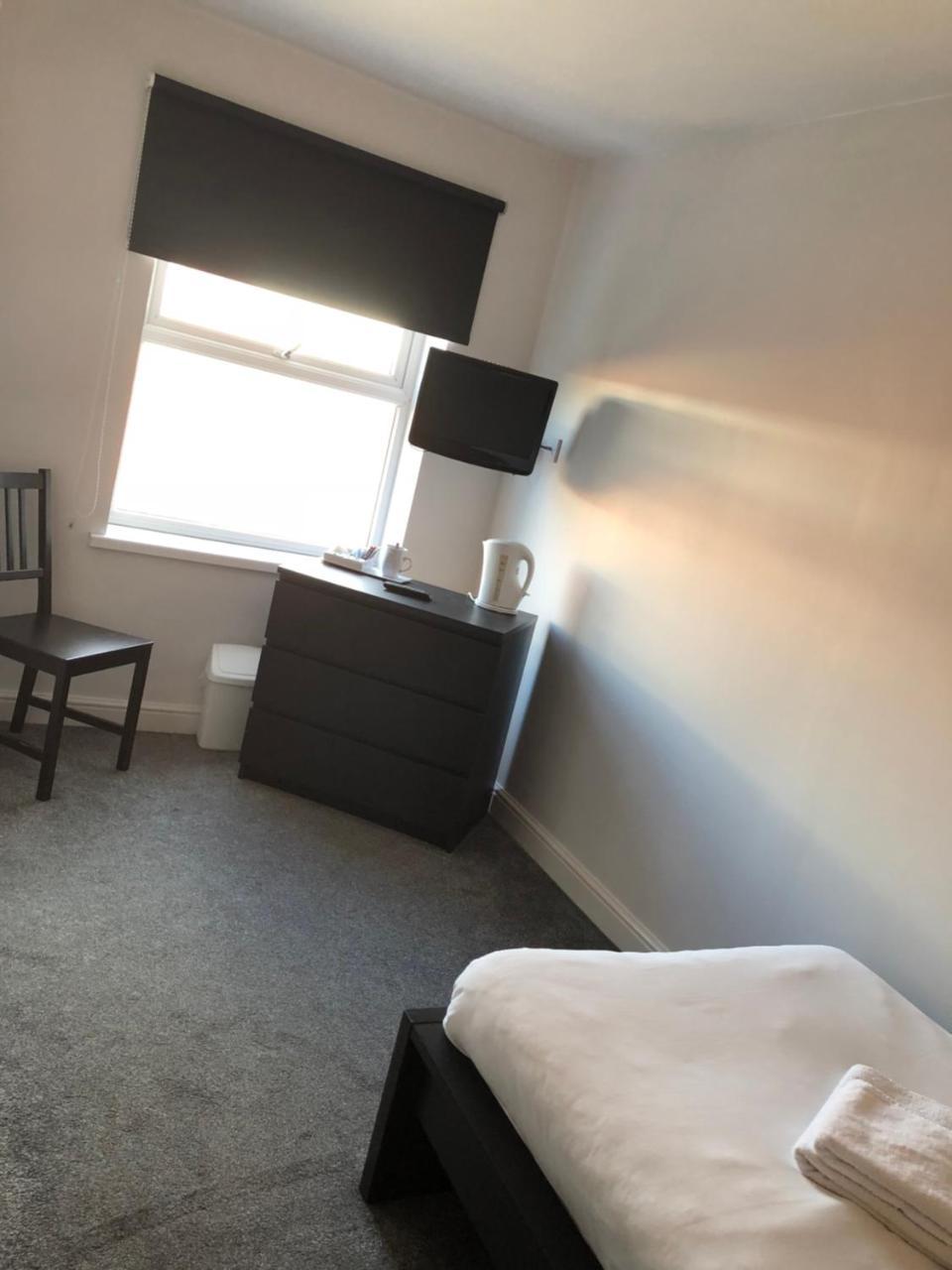 The Embassy Hotel Kingston upon Hull Extérieur photo